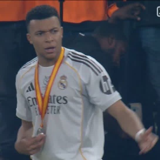 CC2FB3A6-3D59-4E3F-81BB-39FC0FBBCE25 SPORTS